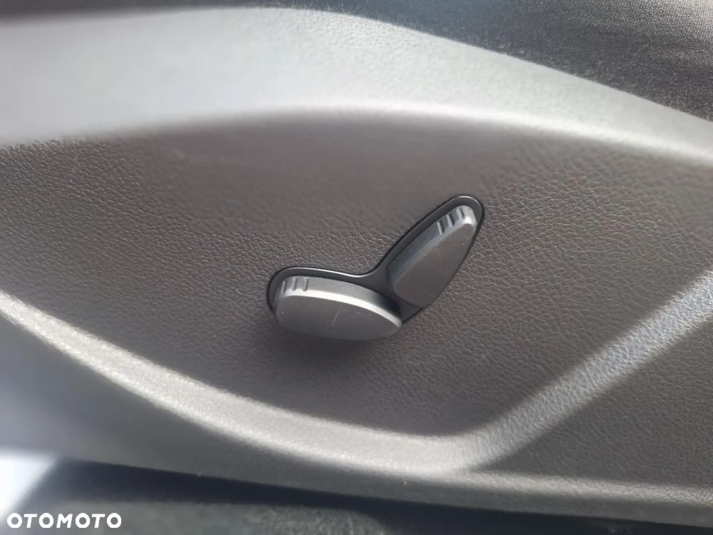 Ford Focus 1.5 EcoBoost ST-Line Black ASS - 32