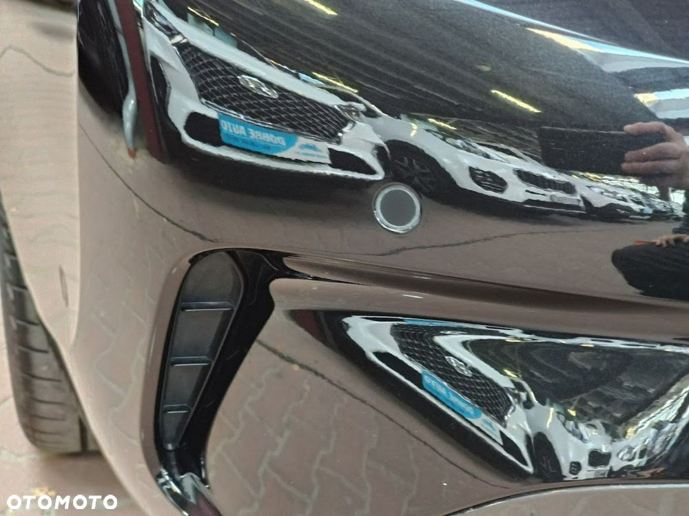 BMW Seria 3 320i M Sport - 10