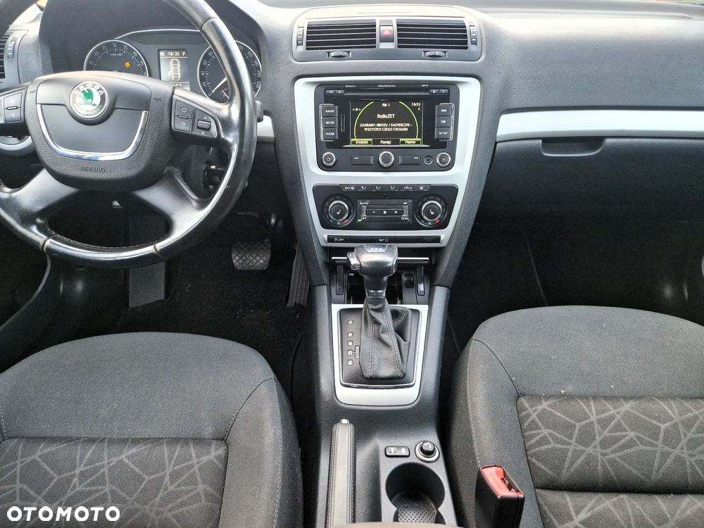 Skoda Octavia 2.0 TDI DPF Elegance DSG - 20