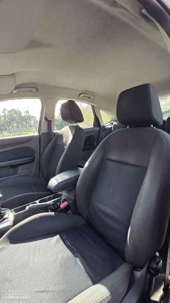 Ford Focus 1.6 TDCi Sport - 10