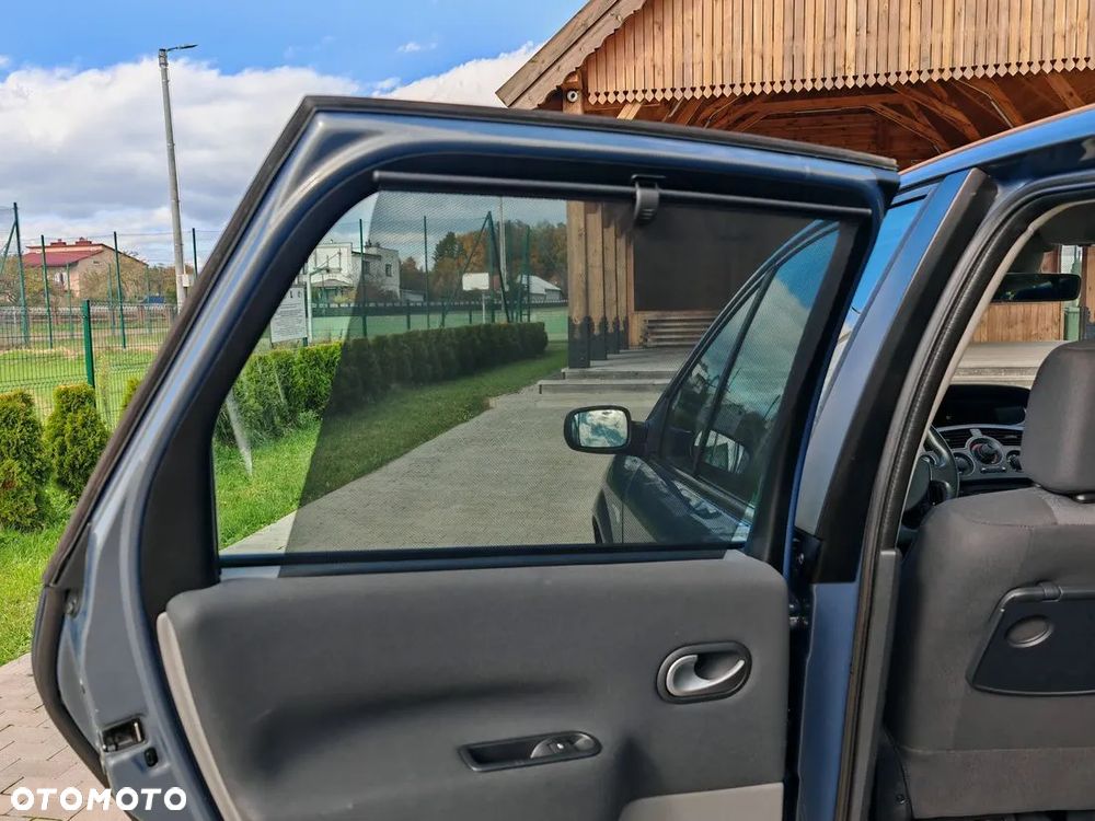 Renault Scenic 1.6 16V Avantage - 23