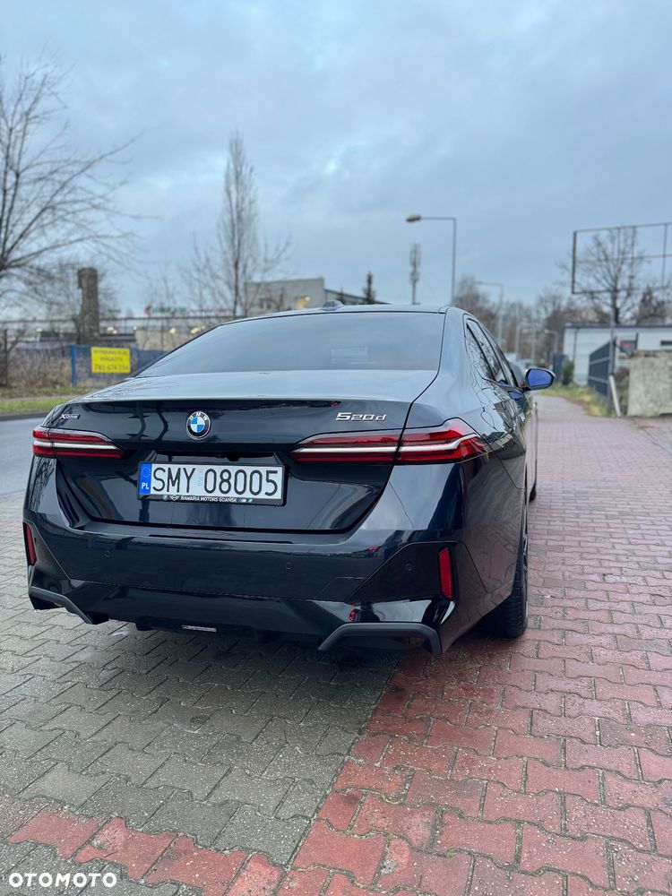 BMW Seria 5 520d xDrive mHEV - 4