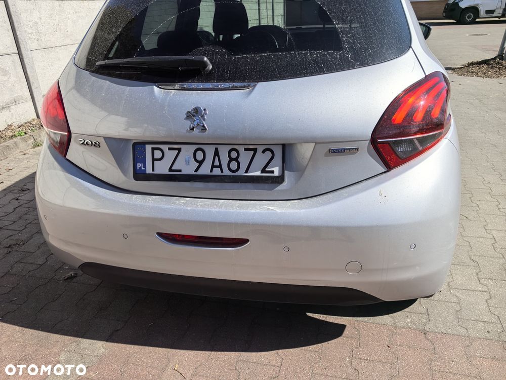 Peugeot 208 82 PureTech Style - 10