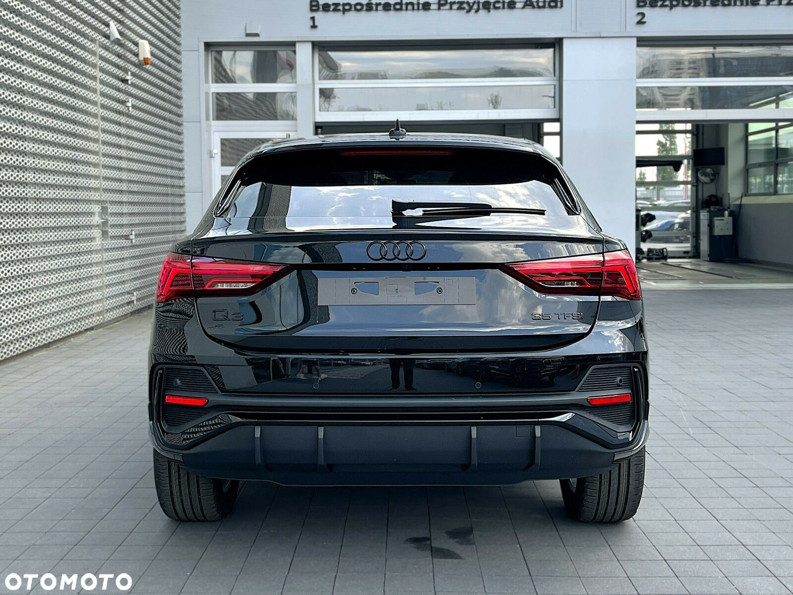 Audi Q3 Sportback - 13