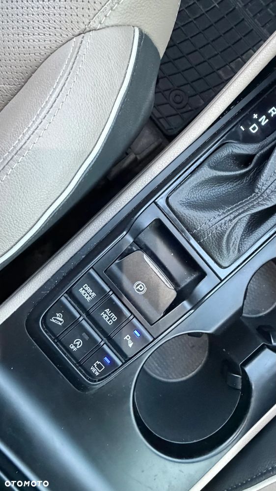 Hyundai Tucson 1.6 T-GDi Premium 4WD DCT - 11