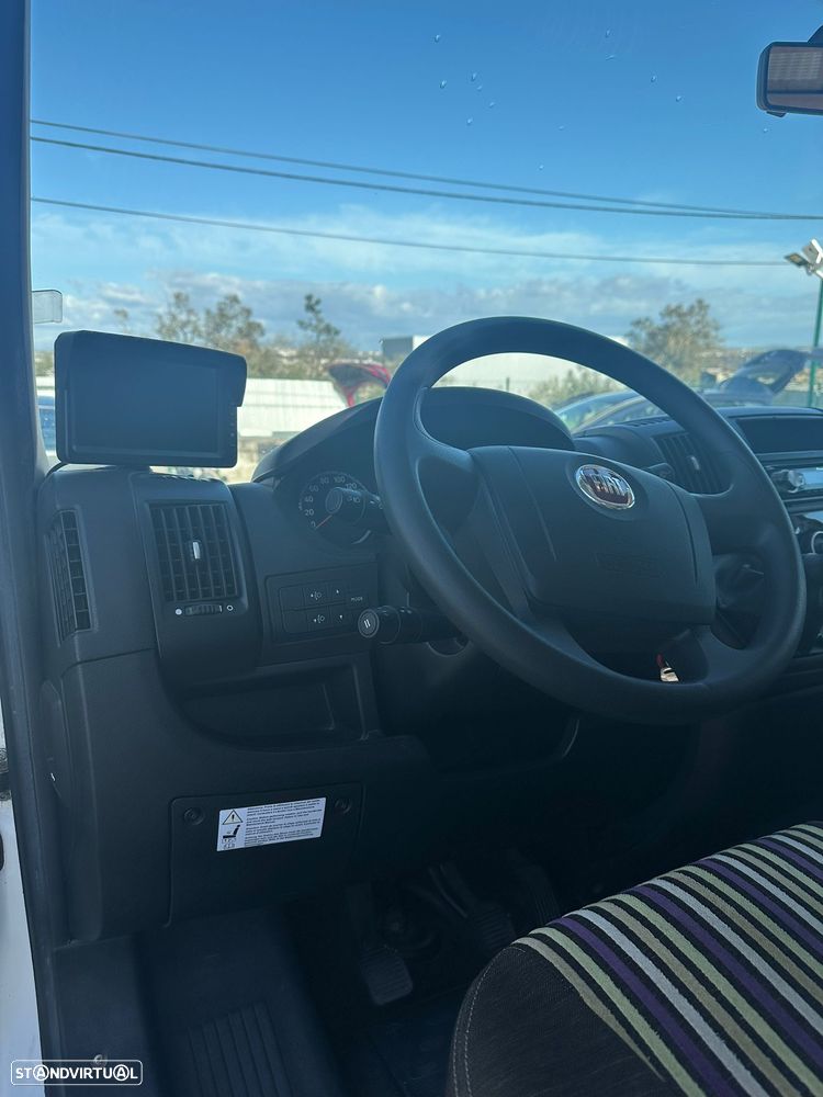 Rapido Serie 6F 691 cama central - 23