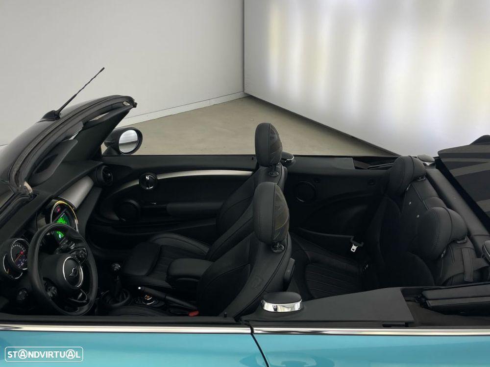 MINI Cabrio Cooper D - 23