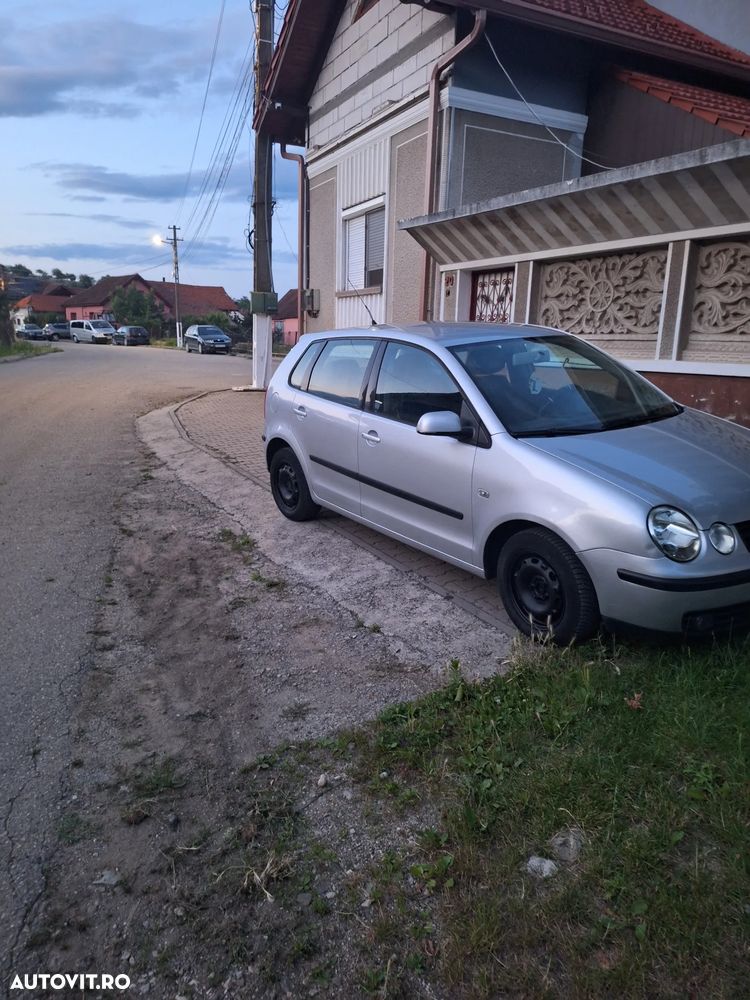 Volkswagen Polo - 3