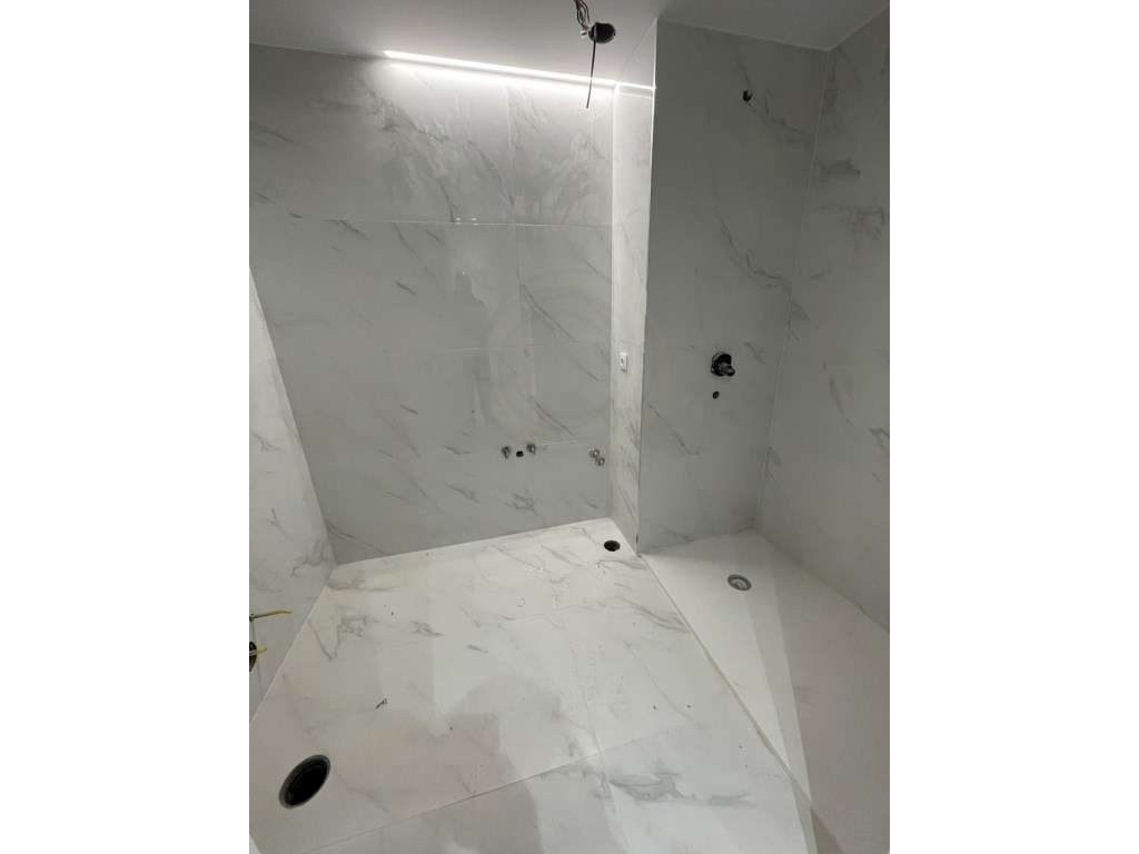 Apartamento T2 com varanda e lugar de Garagem em Vila Nova de Gaia - Grande imagem: 5/25