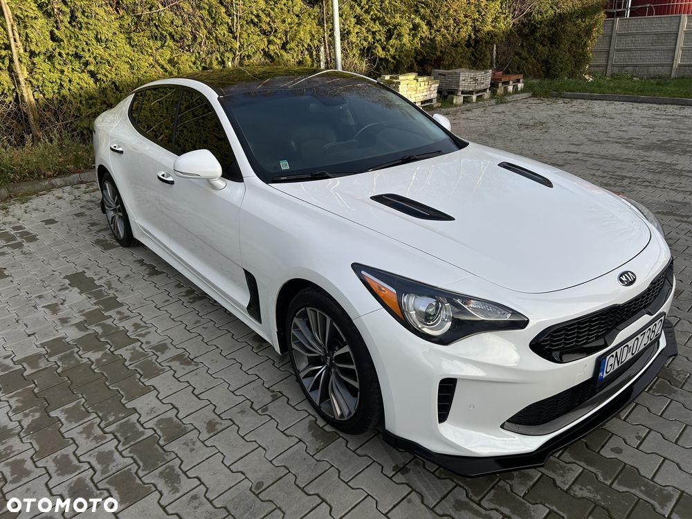 Kia Stinger 2.0 T-GDI L - 3