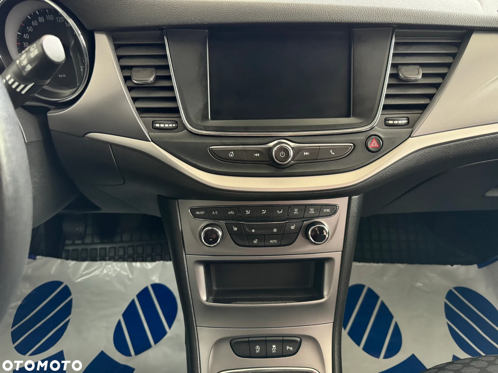 Opel Astra V 1.2 T Edition S&S - 19