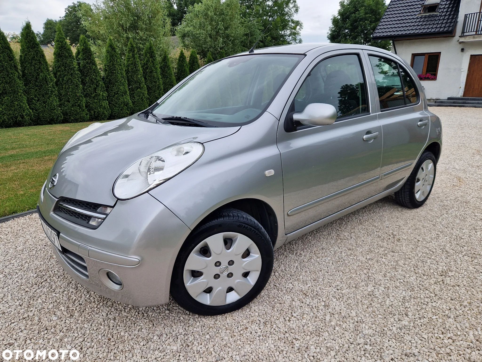Nissan Micra - 1