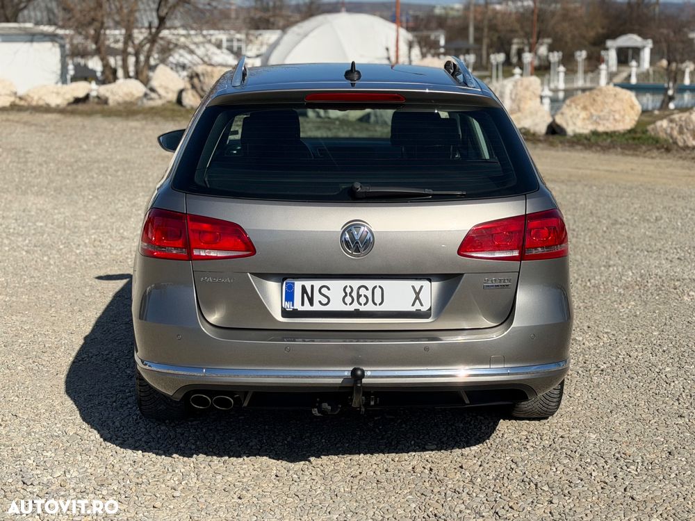 Volkswagen Passat 2.0 Blue TDI SCR Comfortline - 12