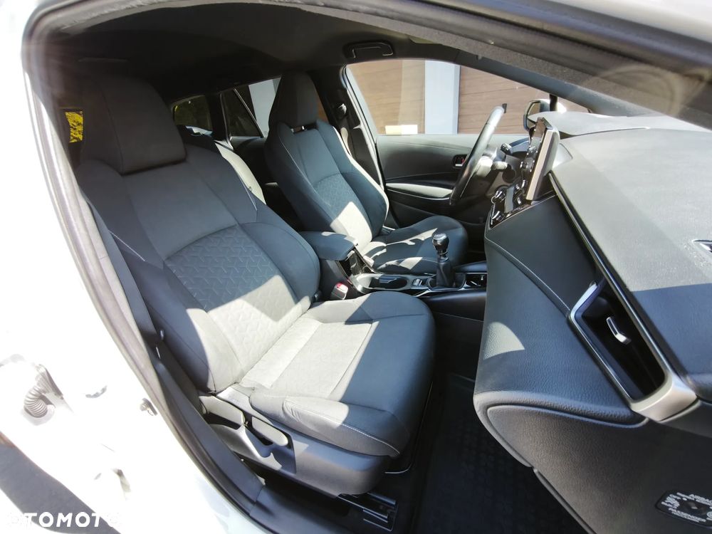 Toyota Corolla 1.2 T Comfort - 12