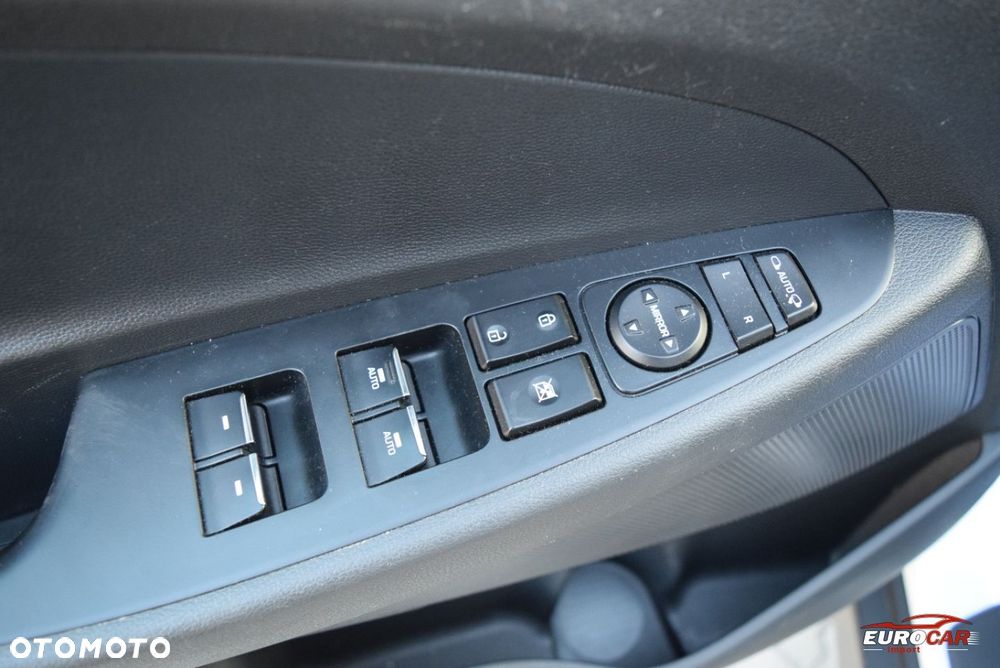 Hyundai Tucson blue 1.6 GDi 2WD Passion - 27