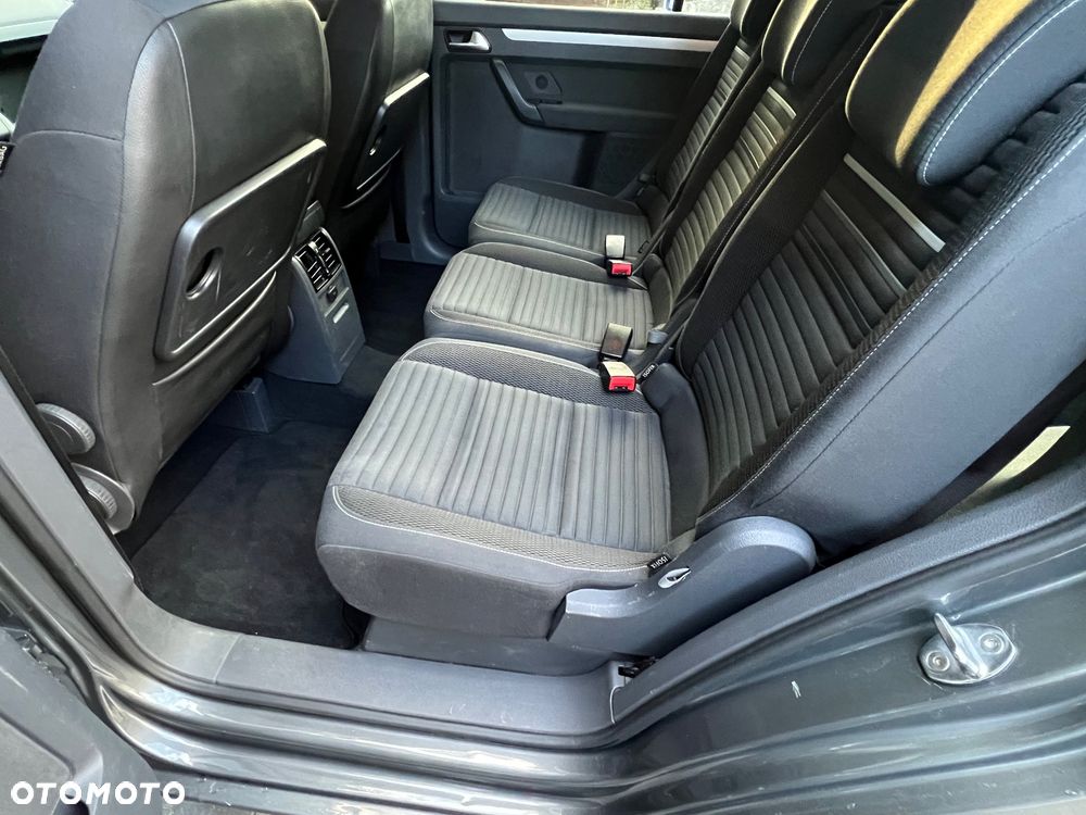 Volkswagen Touran 1.2 TSI Cup - 19