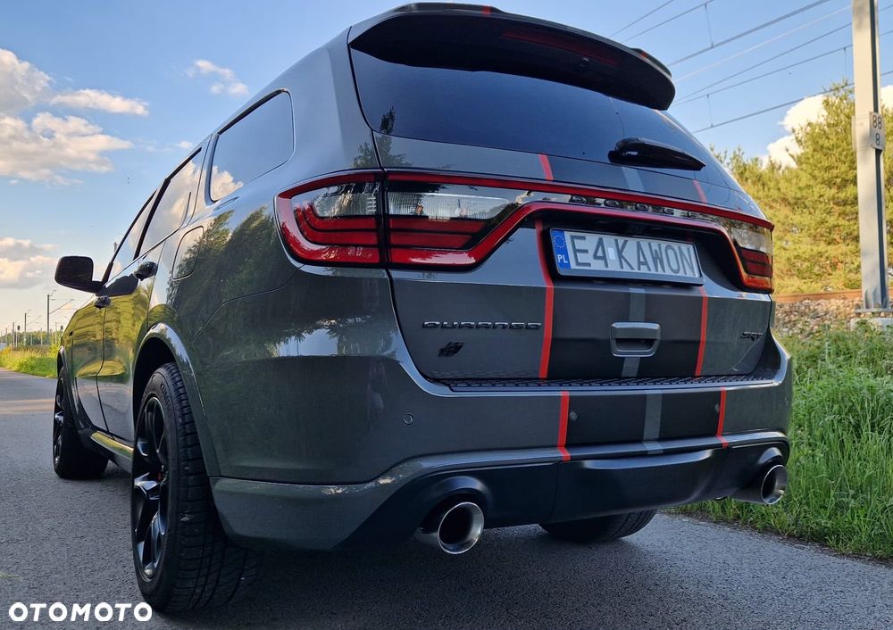 Dodge Durango 6.4 SRT - 4