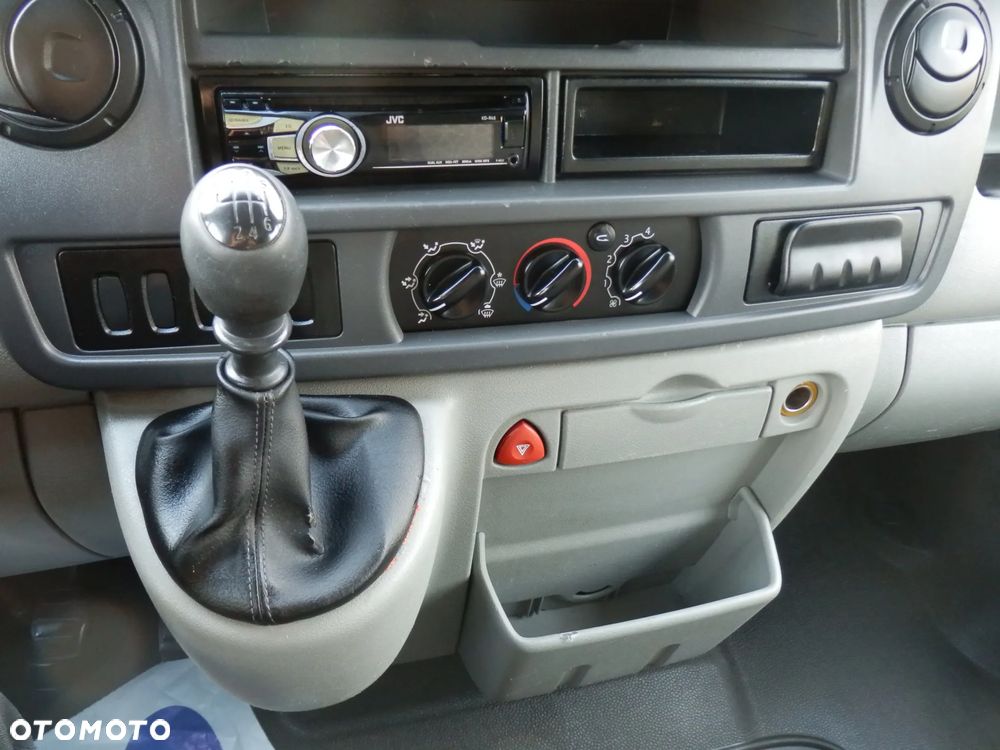 Renault Master - 9