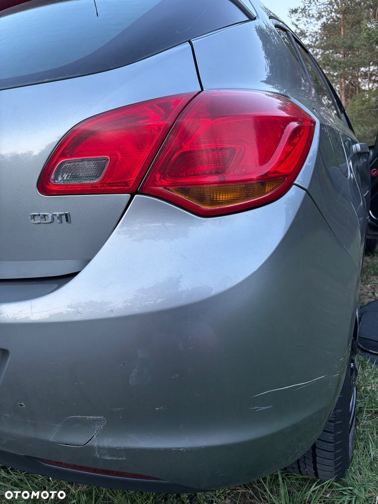 Opel Astra 1.7 CDTI - 12