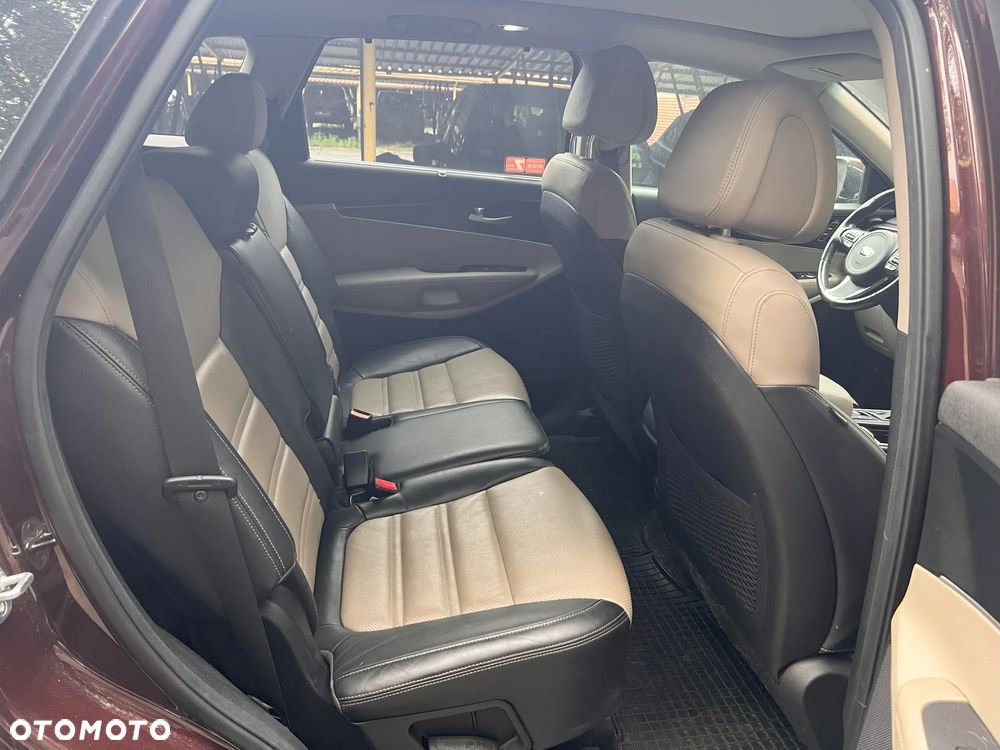 Kia Sorento 2.0 CRDI Business Line Plus - 4