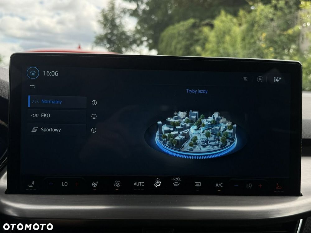 Ford Focus 1.0 EcoBoost Hybrid TITANIUM EDITION - 28