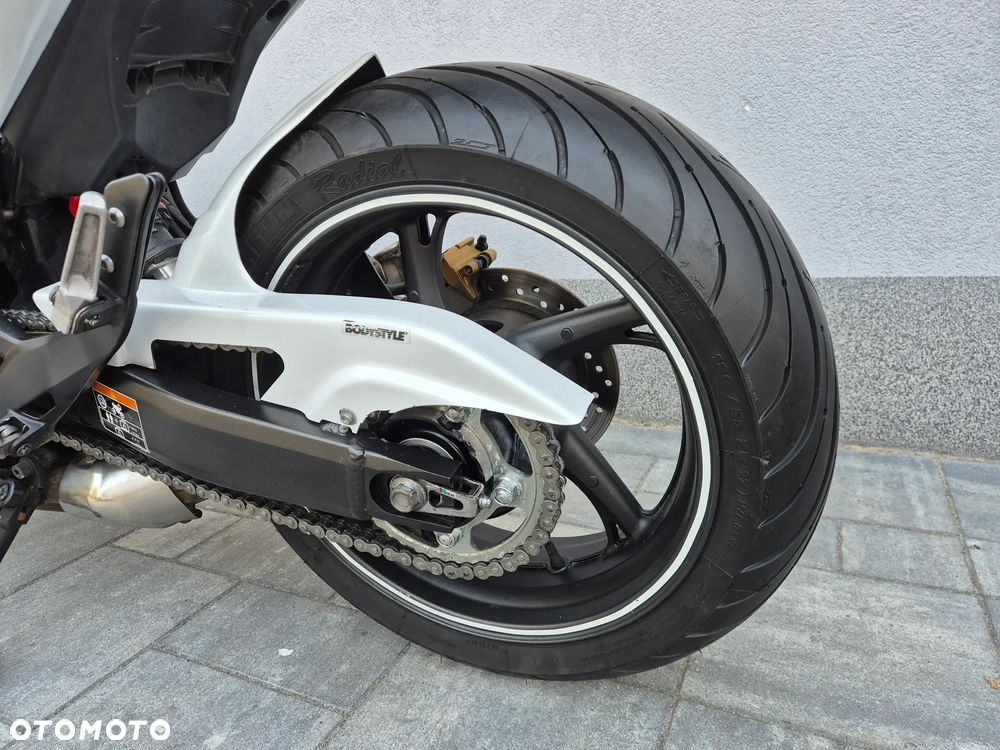 Honda CBR - 7