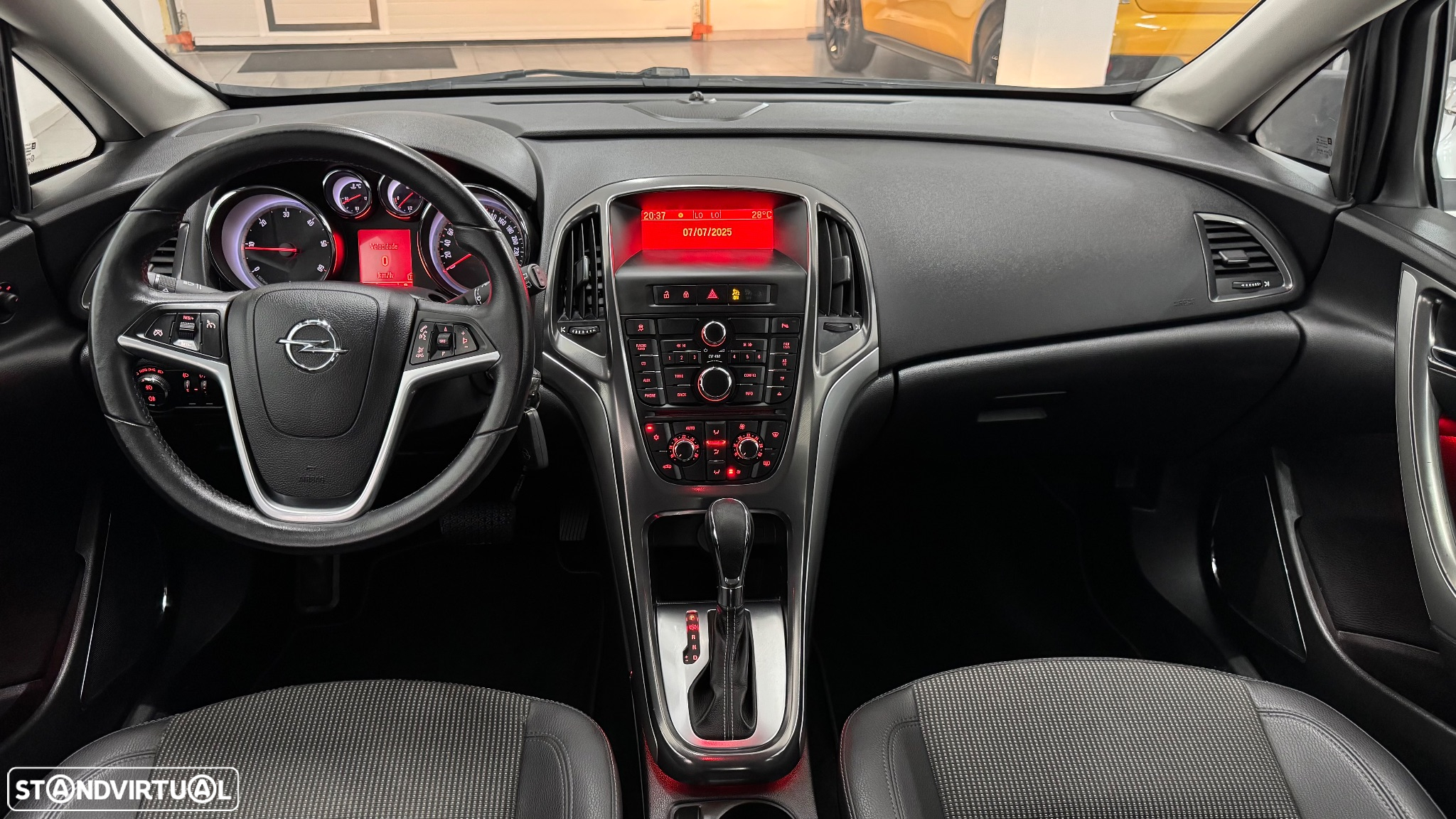 Opel Astra 2.0 CDTi Cosmo Active-Select - 19