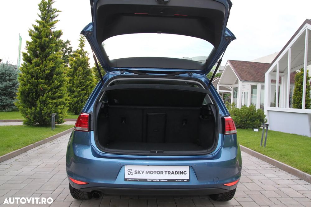 Volkswagen Golf 1.6 TDI DPF BMT Comfortline - 17
