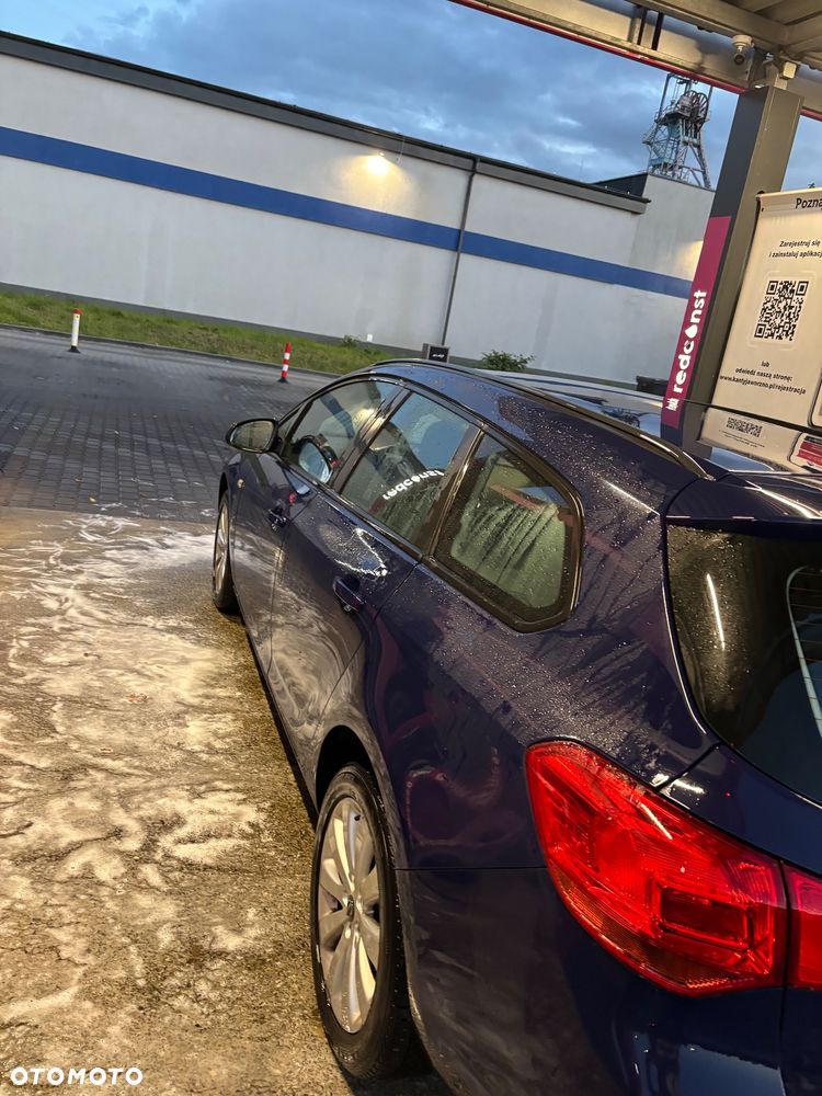 Opel Astra 2015 photo 4