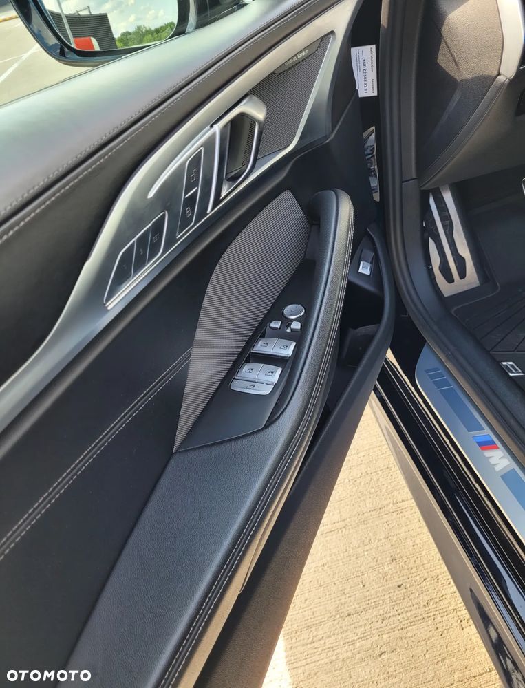 BMW Seria 8 - 30