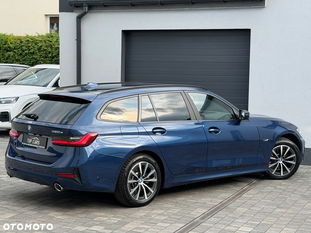 BMW Seria 3 320e Sport Line - 41