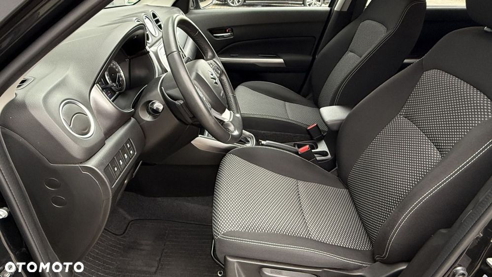 Suzuki Vitara - 16