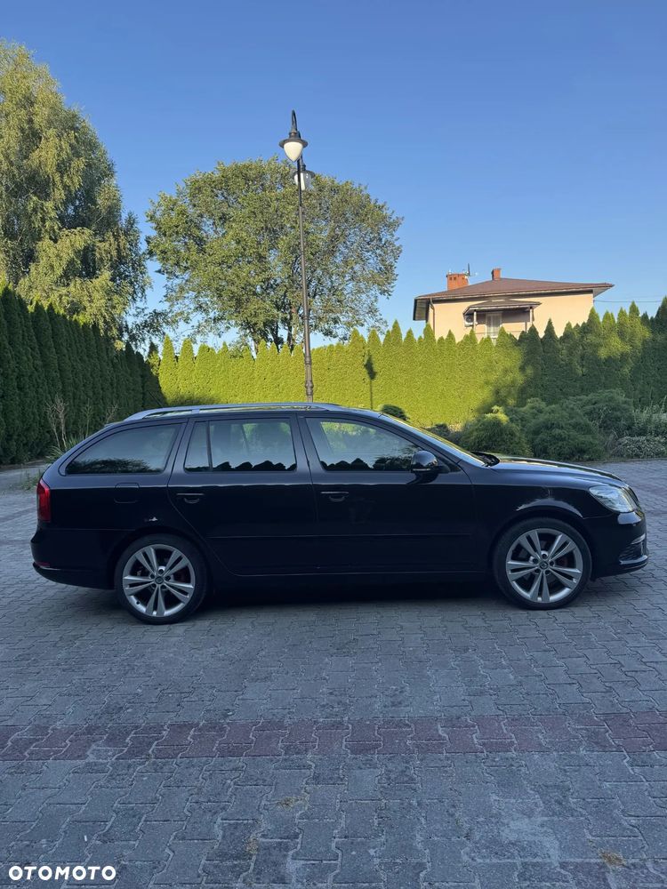 Skoda Octavia 2.0 TDI DPF RS - 4