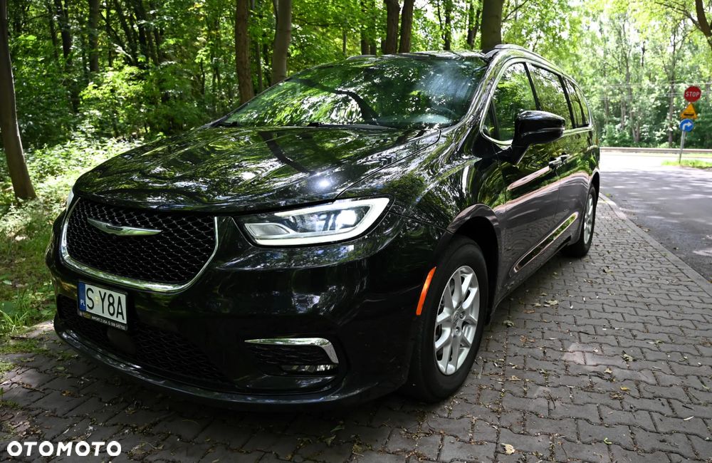 Chrysler Pacifica - 29