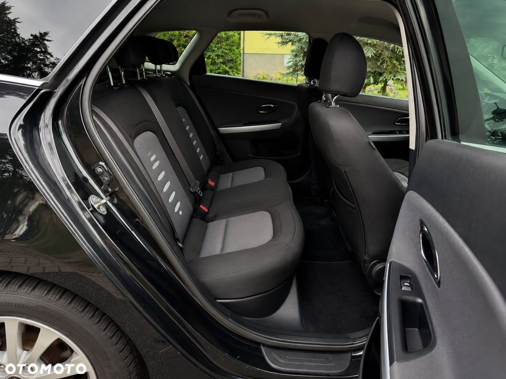 Kia Ceed 1.4 CVVT Dream-Team Edition - 15