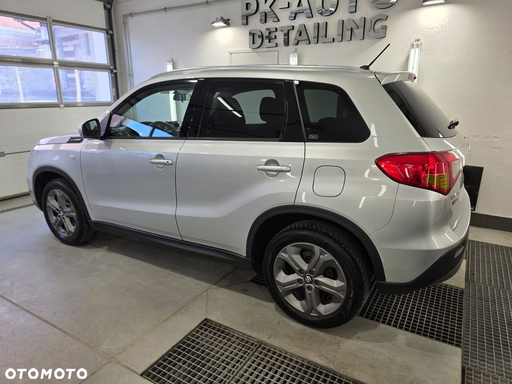 Suzuki Vitara 1.6 (4x4) Allgrip Comfort+ - 5