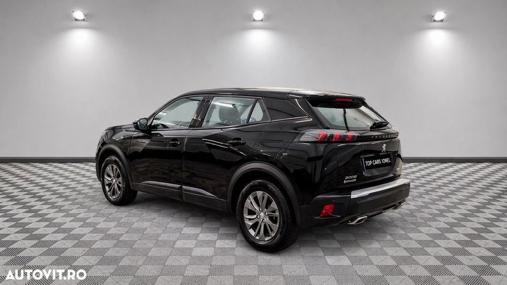 Peugeot 2008 1.2 L PureTech STT EAT8 Active - 7