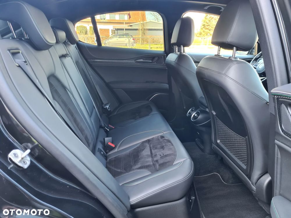 Alfa Romeo Stelvio 2.9 V6 Bi-Turbo Quadrifoglio Q4 - 18