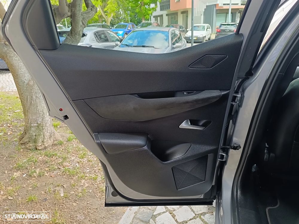 DS DS3 Crossback PureTech 130 Aut. PERFORMANCE LINE - 19