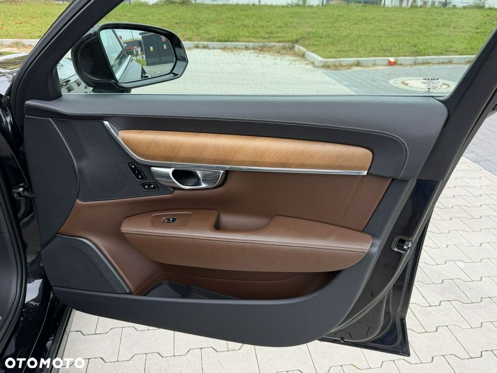 Volvo S90 - 33