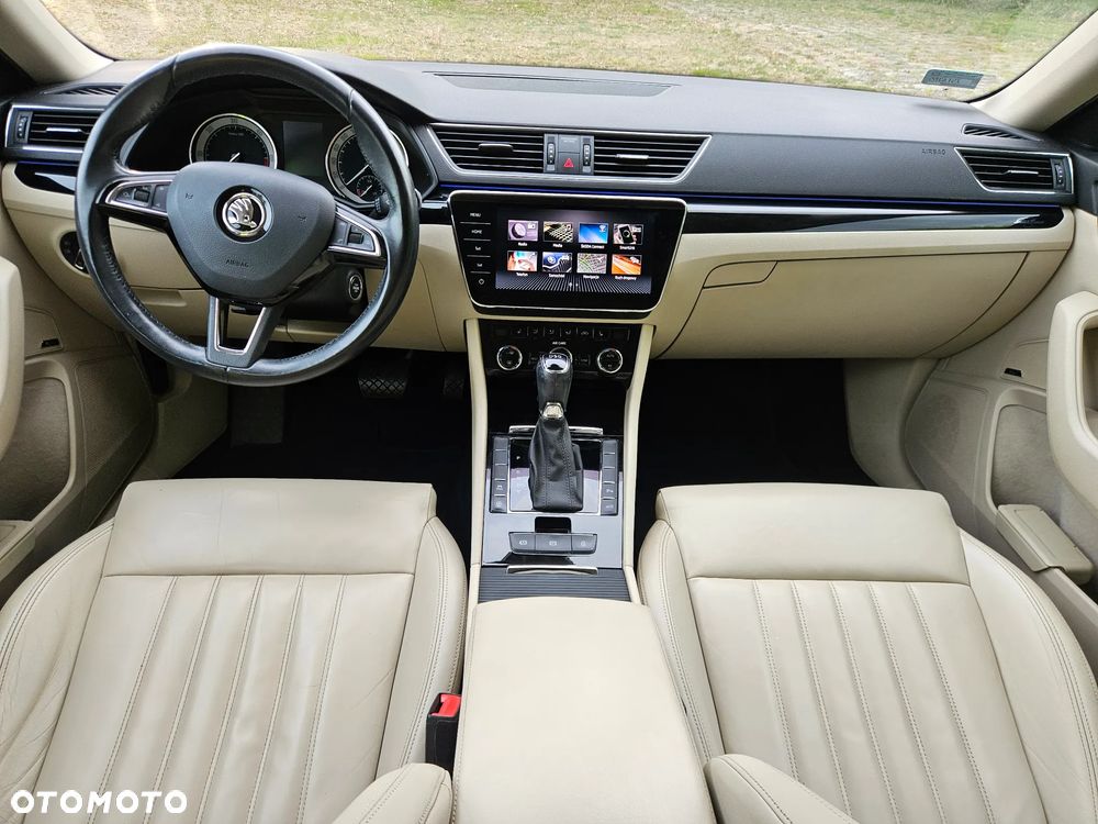 Skoda Superb 2.0 TDI L&K DSG7 - 20