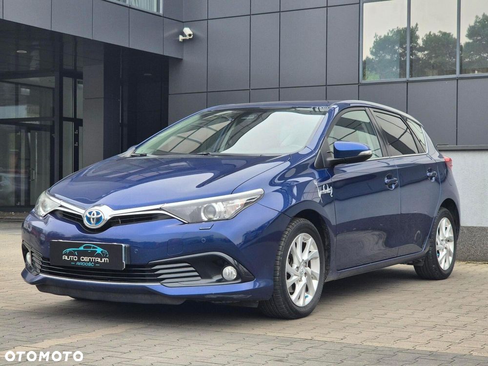 Toyota Auris - 11