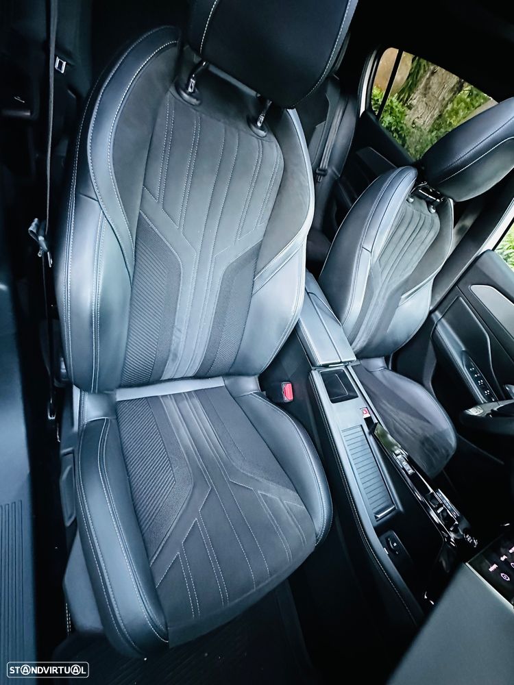 Peugeot 308 1.6 Hybrid GT e-EAT8 - 19