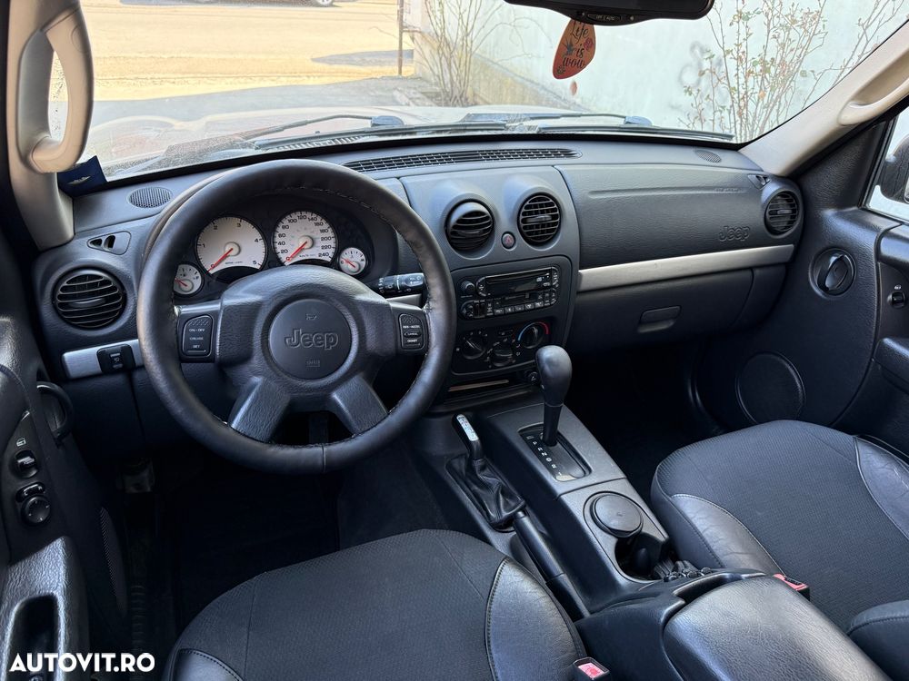 Jeep Cherokee 2.8 CRD Renegade - 14