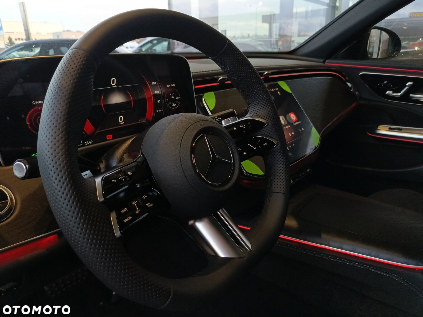 Mercedes-Benz Klasa E - 14