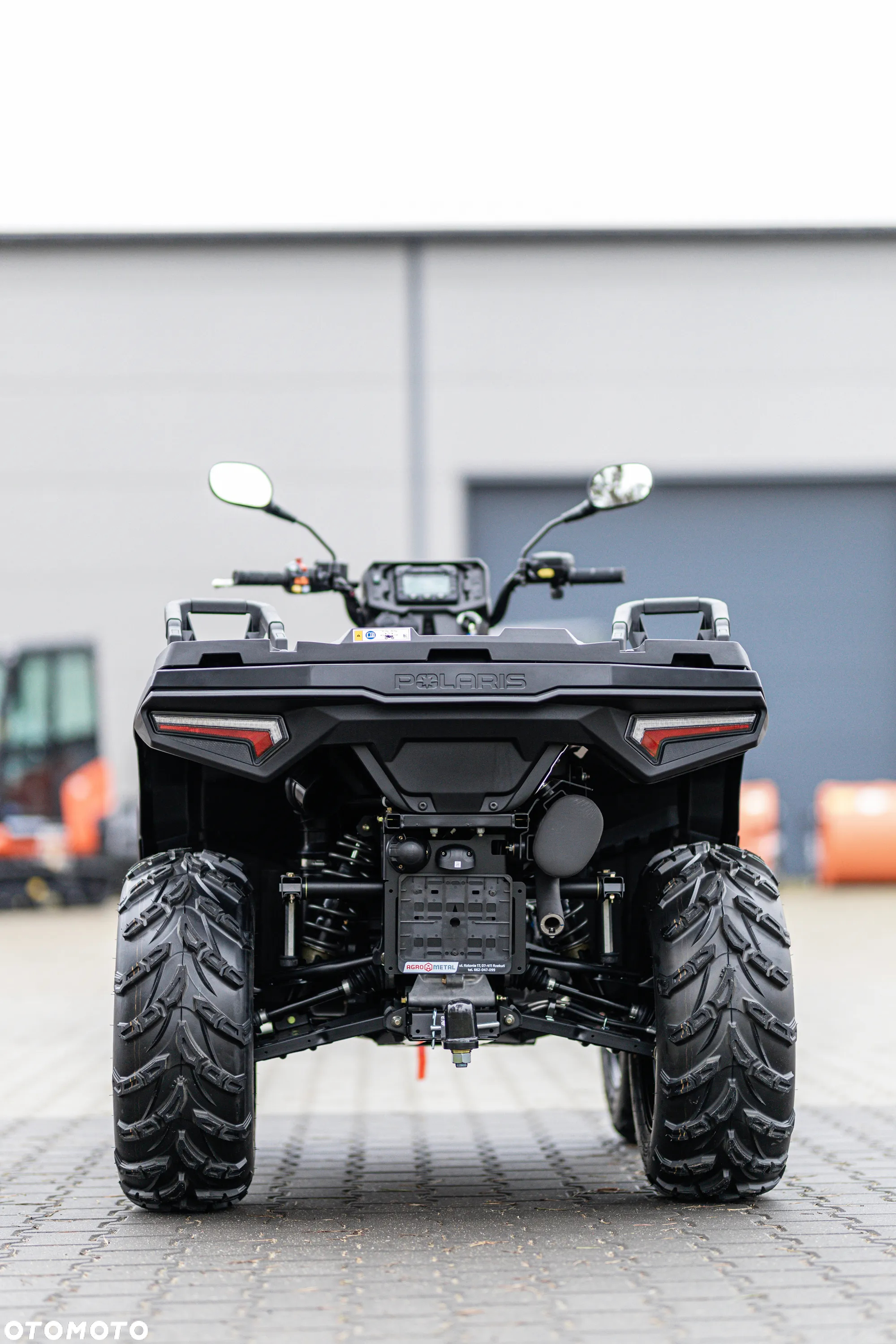 Polaris Sportsman - 18