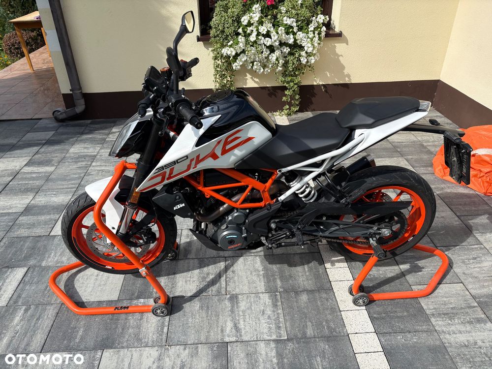 KTM Duke 390 - 4