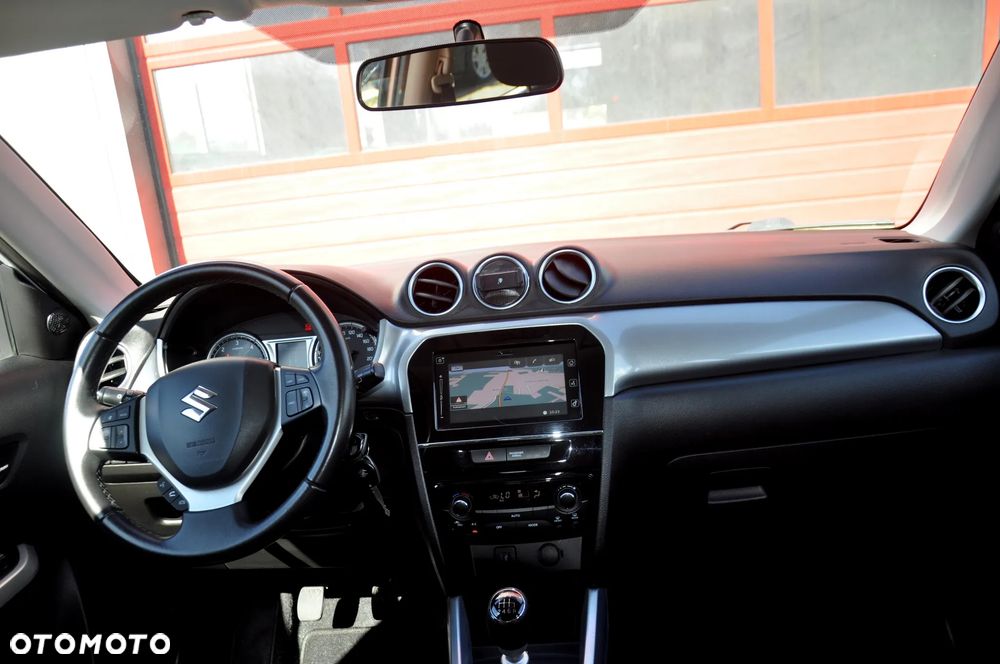 Suzuki Vitara - 32
