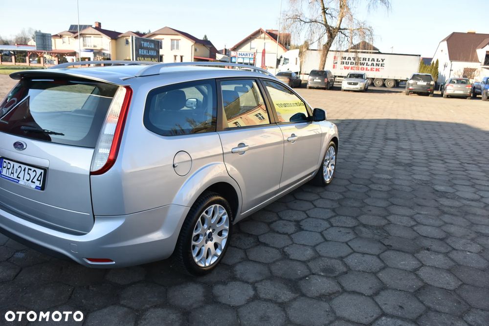 Ford Focus 1.6 Ti-VCT Style+ - 7