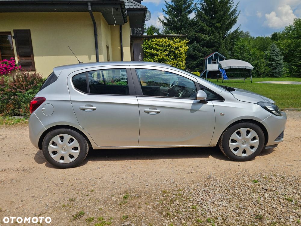 Opel Corsa 1.2 Cosmo - 4